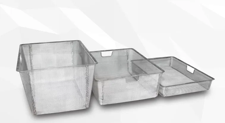 Hwashi Large Metal Storage Basket Stainless Steel Wire Basket Production Line, Customize Welding Wire Mesh Basket