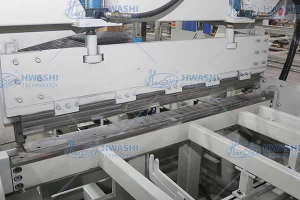 Advanced Automatic Wire Shelf Welding Machine For Wire Mesh Deck Shelving Production Line 9