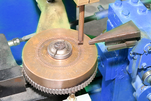 Automatic Spot Welding Machine for Inner Ring with Accurate Wire Distribution 4