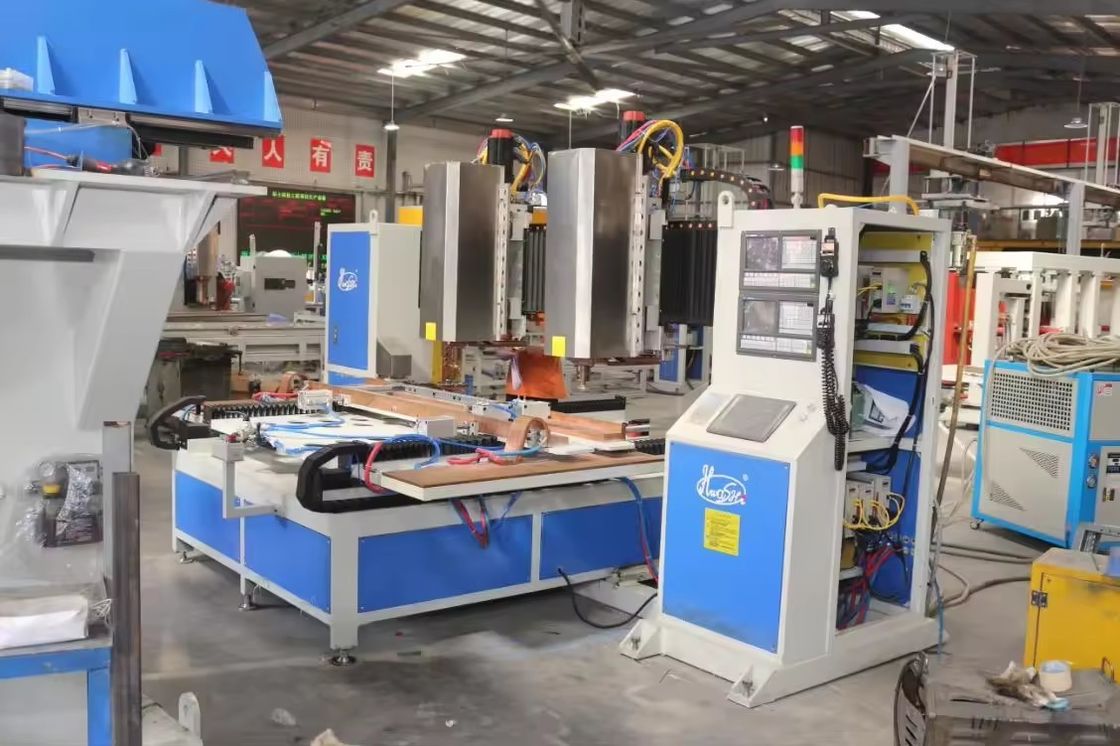 Seven 7Axis Cnc Spot Welding Machine Double Heads Automatic Sheet Metal For Squat Rack