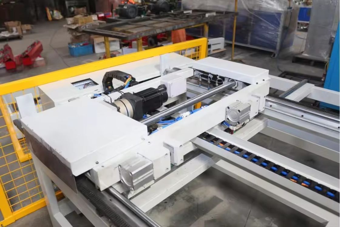 Seven 7Axis Cnc Spot Welding Machine Double Heads Automatic Sheet Metal For Squat Rack