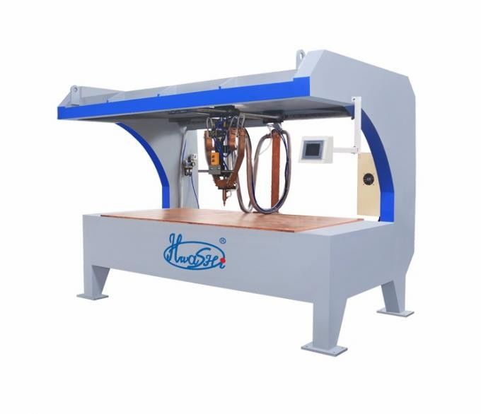 Railway Roof Type Spot Welding Machine For Sheet Metal Spot Welder Platform Moving